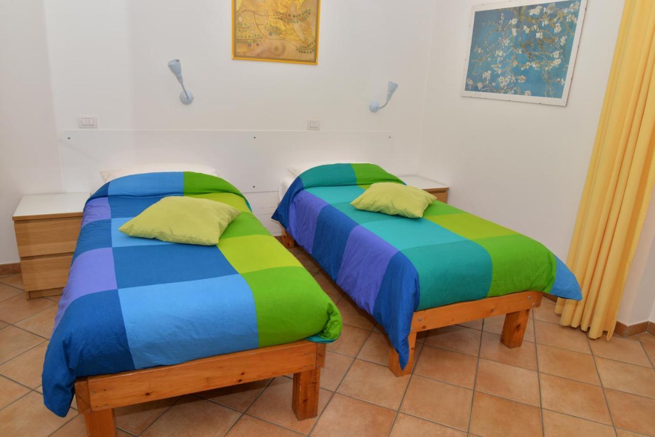 Casa Lungomare Bed & Breakfast Салерно Екстериор снимка